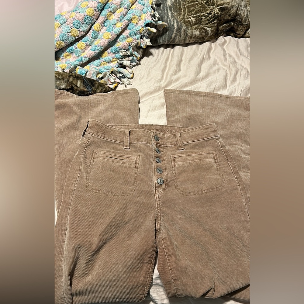 American eagle corduroy pants